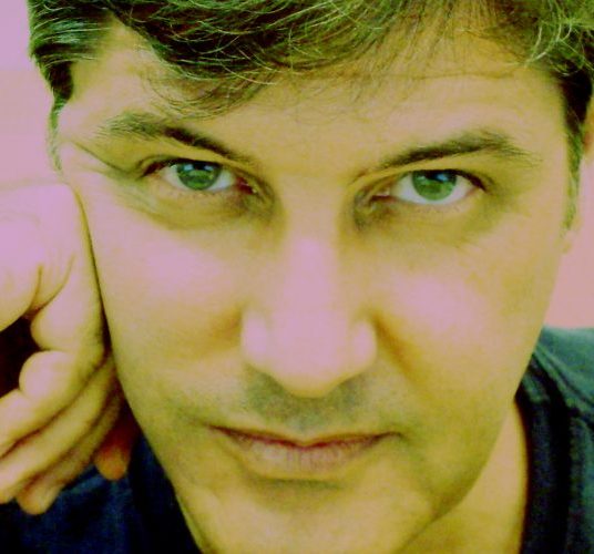 Paulo L. - professional Portuguese (Brazilian) voice over talent at Voice Crafters